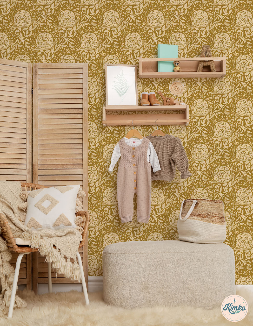 Sylvie the Snail Wallpaper in Magic Hour Glow
